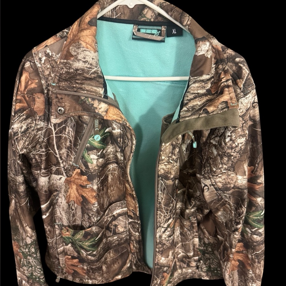 Women’s DSG Camouflage puffer jacket xl